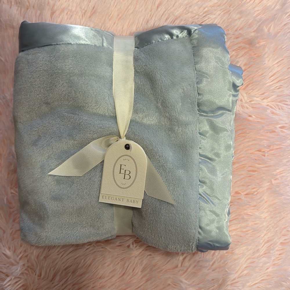 Elegant Baby Blue Satin Trim Fleece Blanket